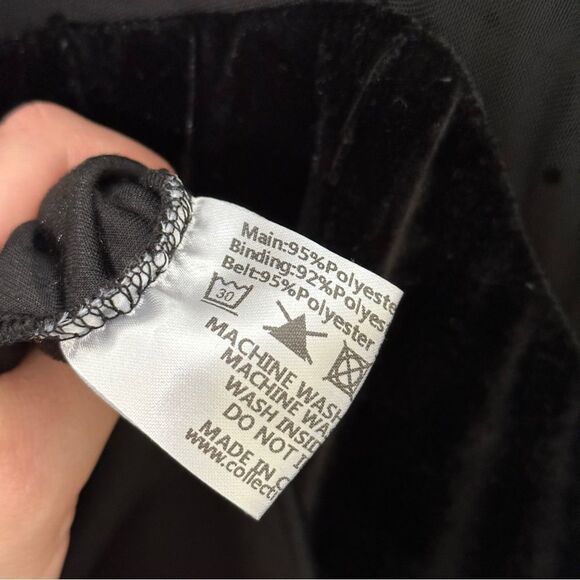 MODCLOTH x COLLECTIF Sucker For Spiders Velvet Dress Black - Picture 6 of 7